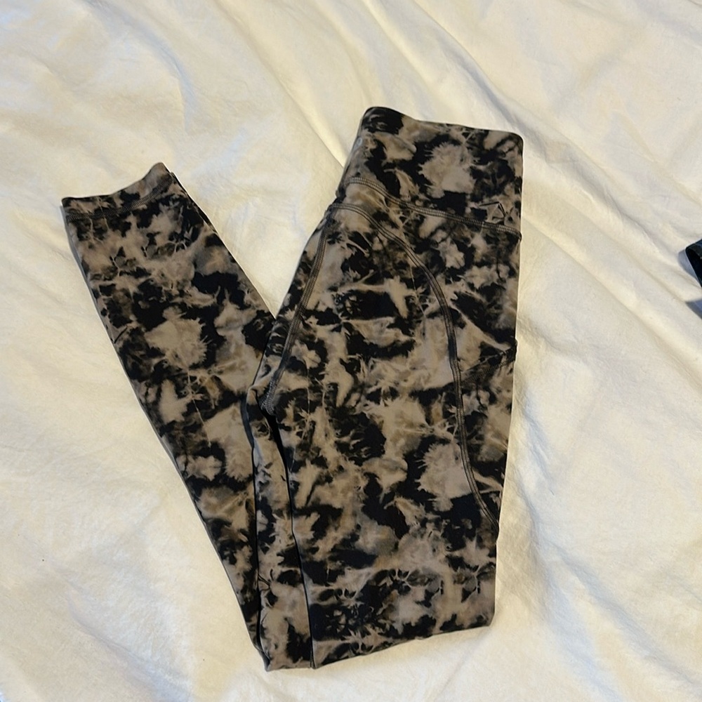 Lululemon pants
